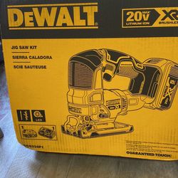 DEWALT 20-Volt MAX XR Cordless Brushless Jigsaw with (1) 20-Volt 5.0Ah Battery & Charger