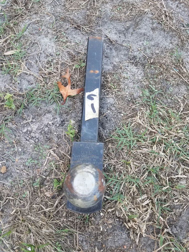 Hitch receiver