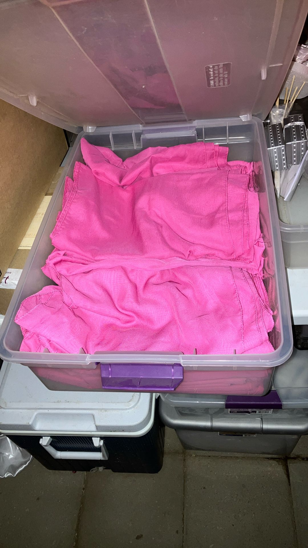 12 - Hot Pink Table Runners - Quince , Sweet 16 Or Party