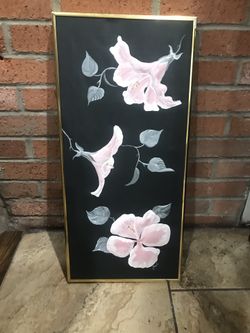 Beautiful fabric painting. Gorgeous colors. Very realistic look. 12” x24”