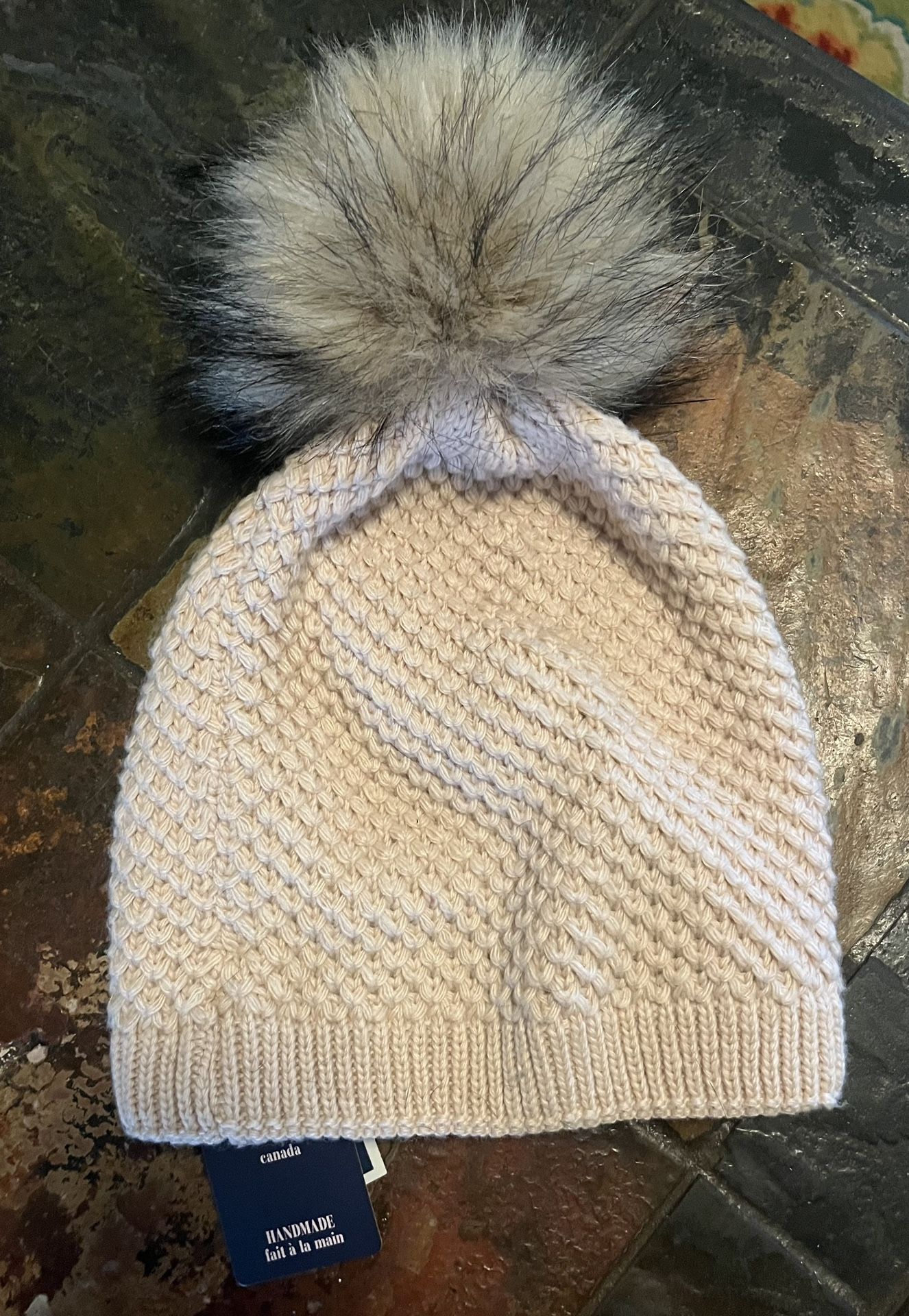 Norla Canada Beanie — NWT