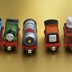 🛤️ Thomas & Friends Die-Cast Train Lot – 10 Cars! 🚂✨