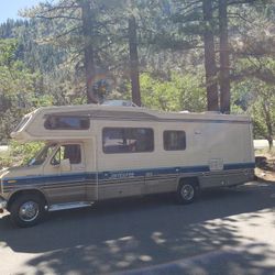 1988 Ford E350 Jamboree Fleetwood