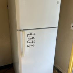 Kenmore Refrigerator 