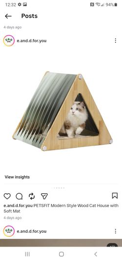 PETSFIT Modern Style Wood Cat House with Soft Mat