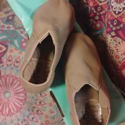 So Danca Toddler's  Leather Dance Shoes Size 8