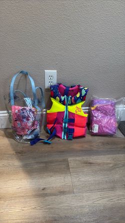 Hyper lite life vest for kids comes with arm floaters and inflatable.