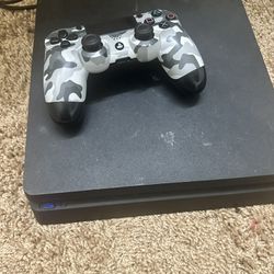PS4 Slim With Controller and Cables 