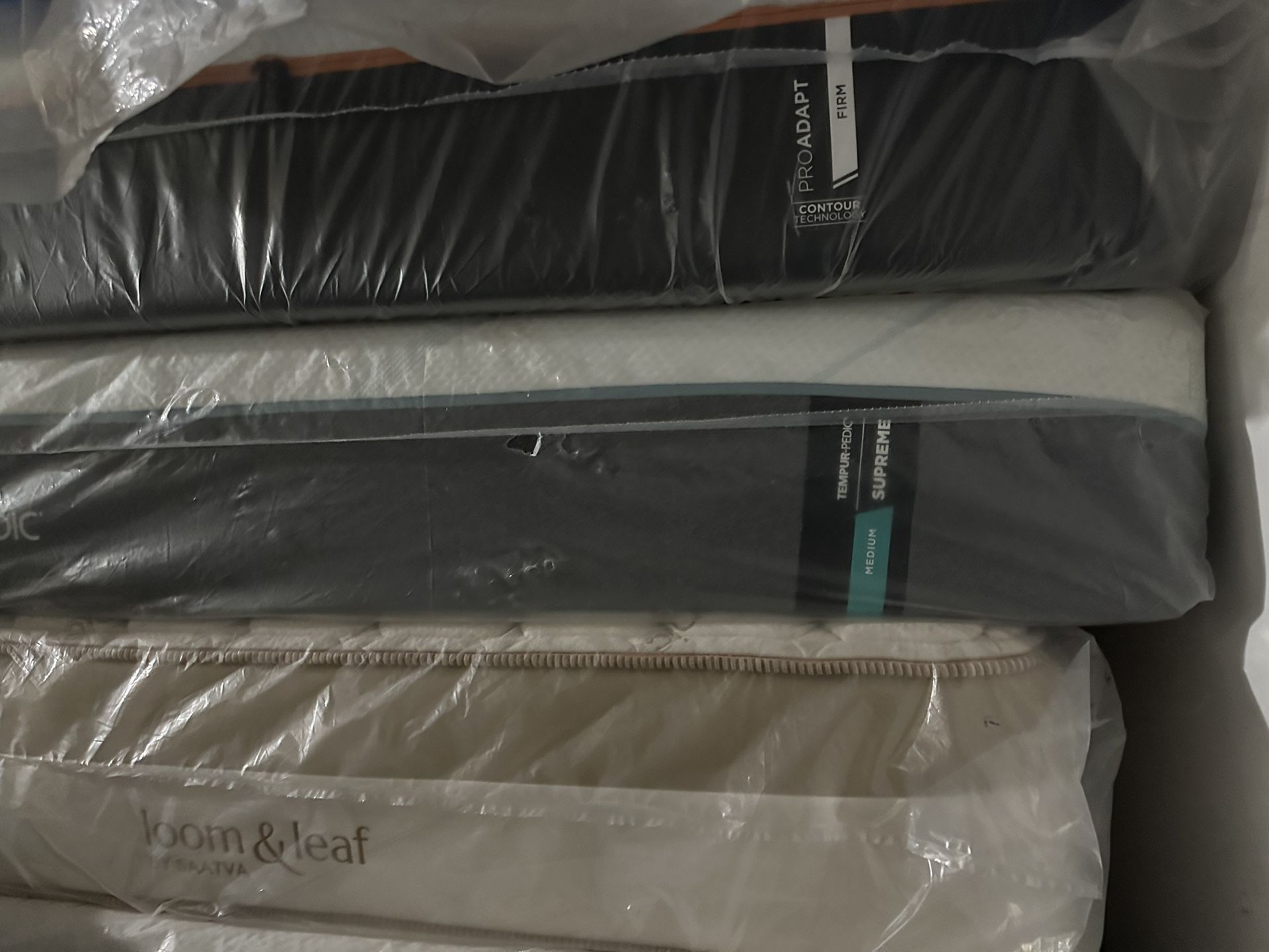 King Queen Size Tempurpedic ProAdapt, ProBreeze, LuxeBreeze Mattress Pro Breeze /Luxe Adapt /Pro Adapt /Adapt /cloud /Tempur pedic contour Supreme
