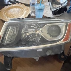 Jeep Grand Cherokee Driver Headlight