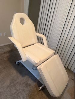 Lash Bed