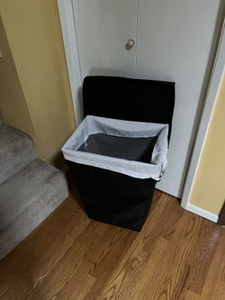 New Laundry Basket With Lid