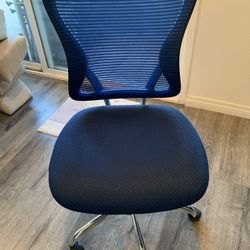 Comfortable Mesh chair for work or studying