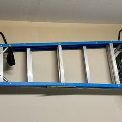 8 Foot Ladder 