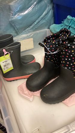 Mixed Lot of Kids' Boots – 4 Pairs / More on our page