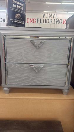 Company Veronica 2-drawer nightstand