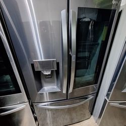LG 3-Door French Door Refrigerator with Instaview Window & Bottom Freezer 