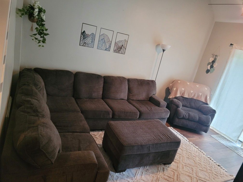 Grey Sectional With Recliner And Ottoman