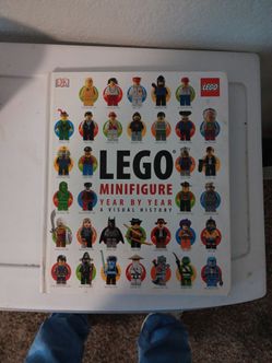 LEGO Minifigure Year by Year Visual History Book