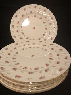 China// Bone China// Vintage Collectable//Hand Painted/Made In England// 8 Dinner Plates