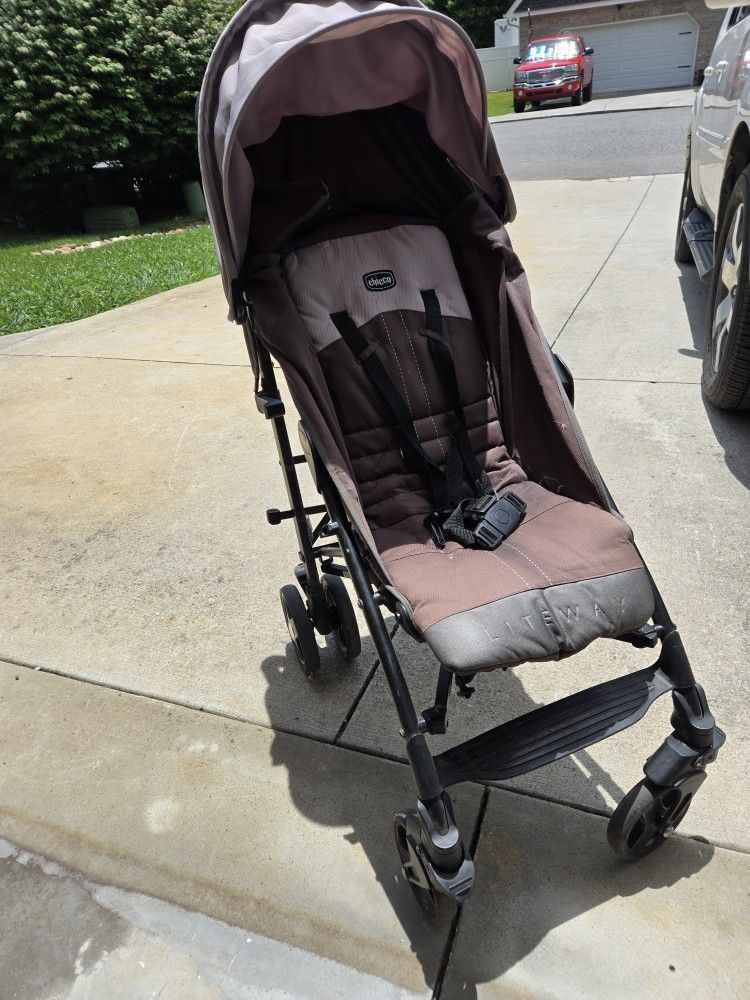  Stroller 