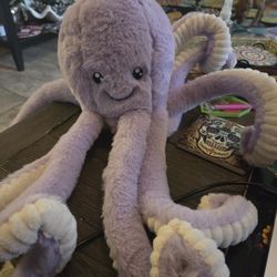 Medium Plush Octopus – Soft Purple Stuffed Animal