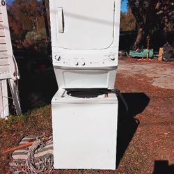 Ge Stackable Washer/Dryer Combo 