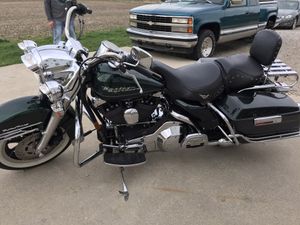 Photo 1996 Harley Davidson lowered price