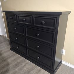 Solid Wood Large Dresser 61L 18W 46H No Delivery 

Cash only Price is firm 
No Delivery