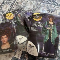 Women’s Costumes 