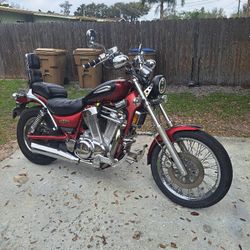 Suzuki Intruder 1400cx 20k Miles Excellent Condition... 1998