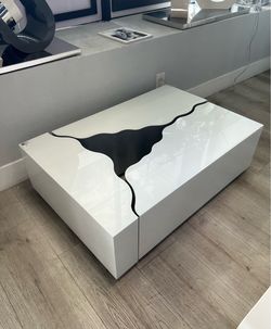 Mesa de centro moderna
