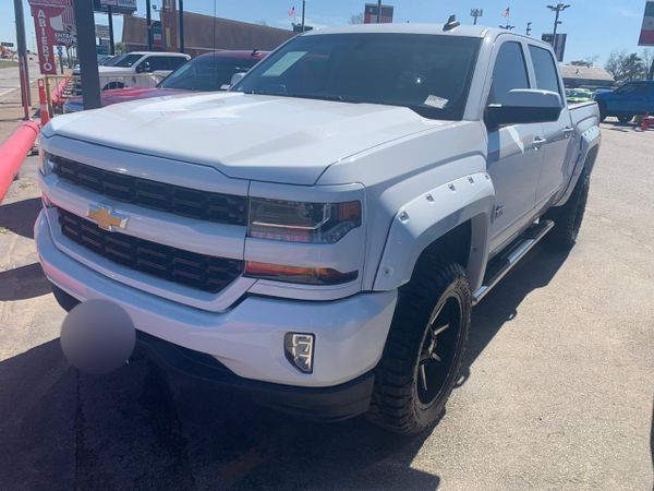2017 Chevy Silverado. $5,000 down payment. W. A. C. for Sale in Houston
