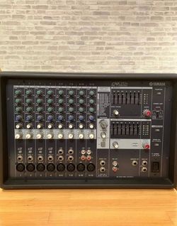 Yamaha mixer and speaker 12 Channel