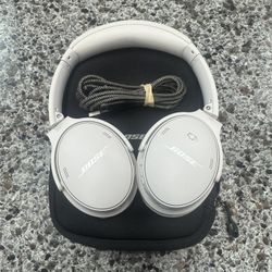 Bose Quiet Comfort Headphones