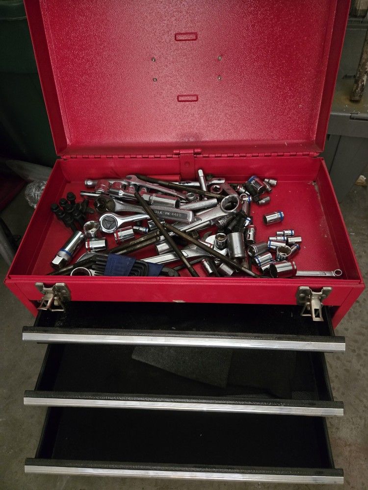 3 Drawer Steel Toolbox & Some Tools