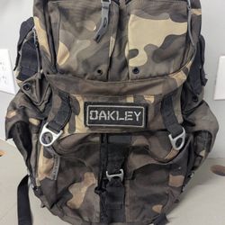 Oakley Mechanic Backpack In OD Green 