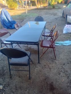 Se vende mesa consiyas