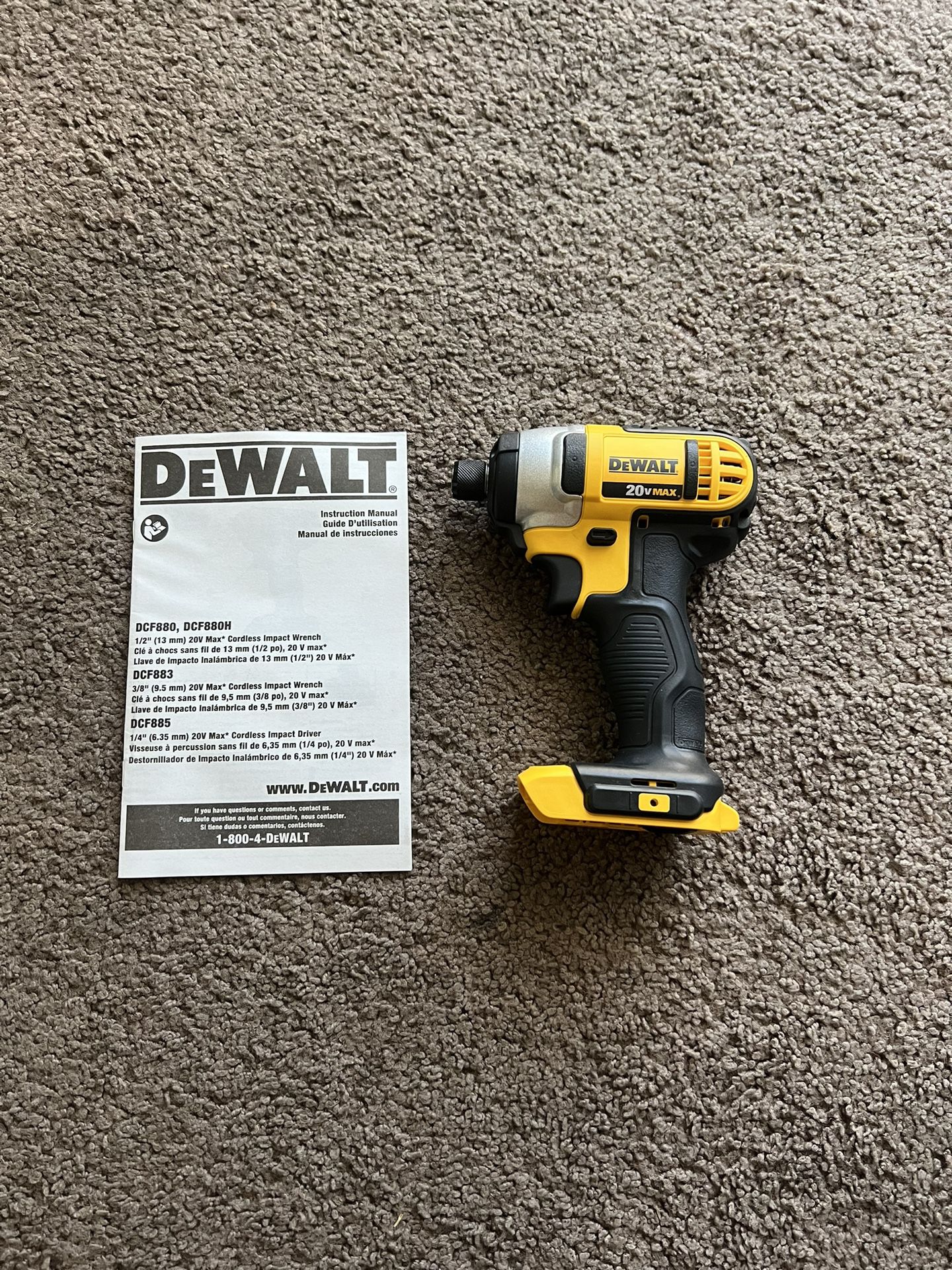 Dewalt Impact Driver DCF885 Lithium-Ion Cordless 1/4 in, 20-Volt MAX (Tool Only Brand New)