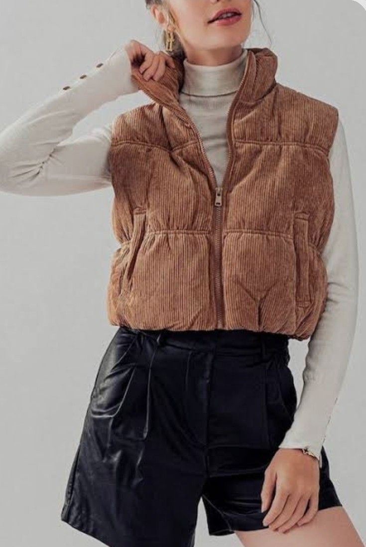 $15 REDUCED! CLEARANCE! NEW! LOVE TREE CORDUROY ZIPPER VEST SMALL