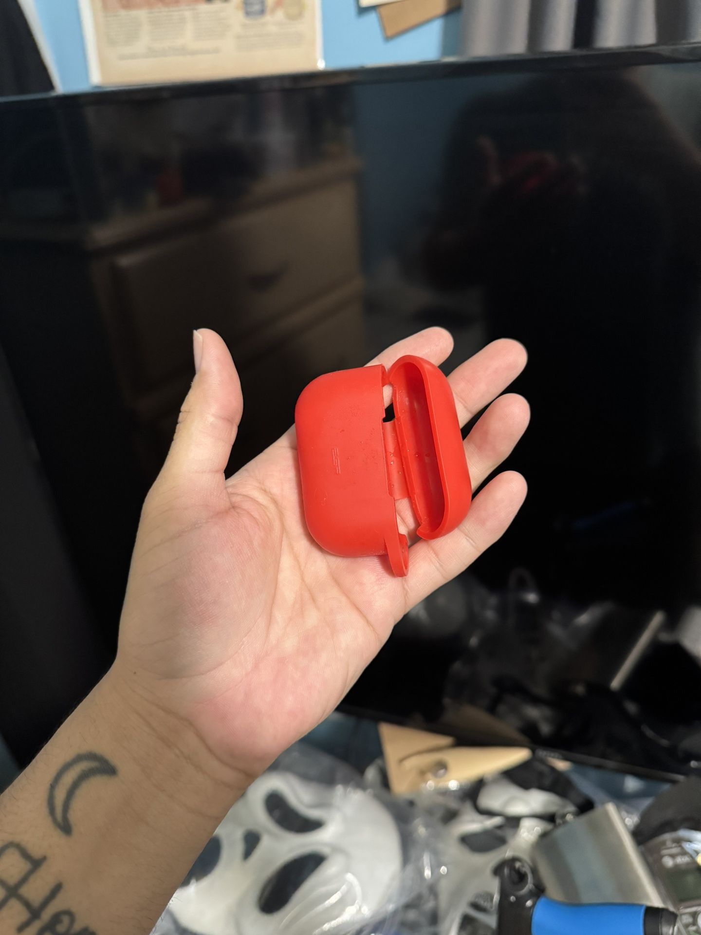 Apple airpods pro case red silicone 1st & 2nd gen