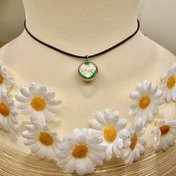 Necklace Choice Of Black Choker Or Silver Chain With Daisy Glass Ball