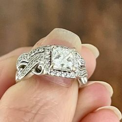 14 Karat White Gold Bridal Engagement Set (Leo Princess Diamond)