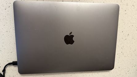 13 ‘ Mac Book Pro  silver