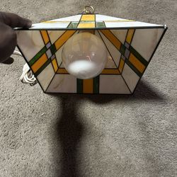 Vtg Tiffany style Mission Slag glass lamp Square Pyramid