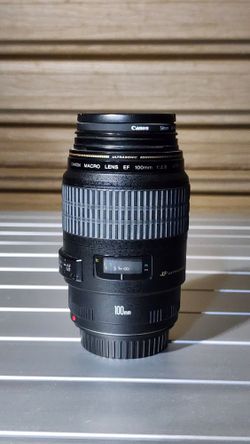 Canon EF 100mm Macro f2.8