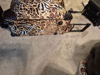 Womens travel luggage
