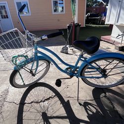 (3) Beach Cruiser Bikes