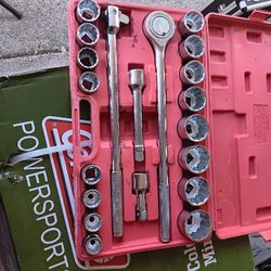 21 Piece Socket Wrench Set.  3/4 Inch Drive 7/8 - 2 Inch