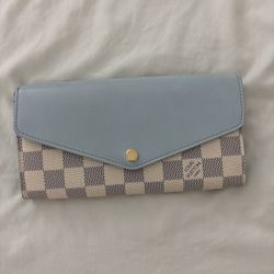 LOUIS VUITTON  Damier Azur Sarah Wallet NM Bleu Olympe